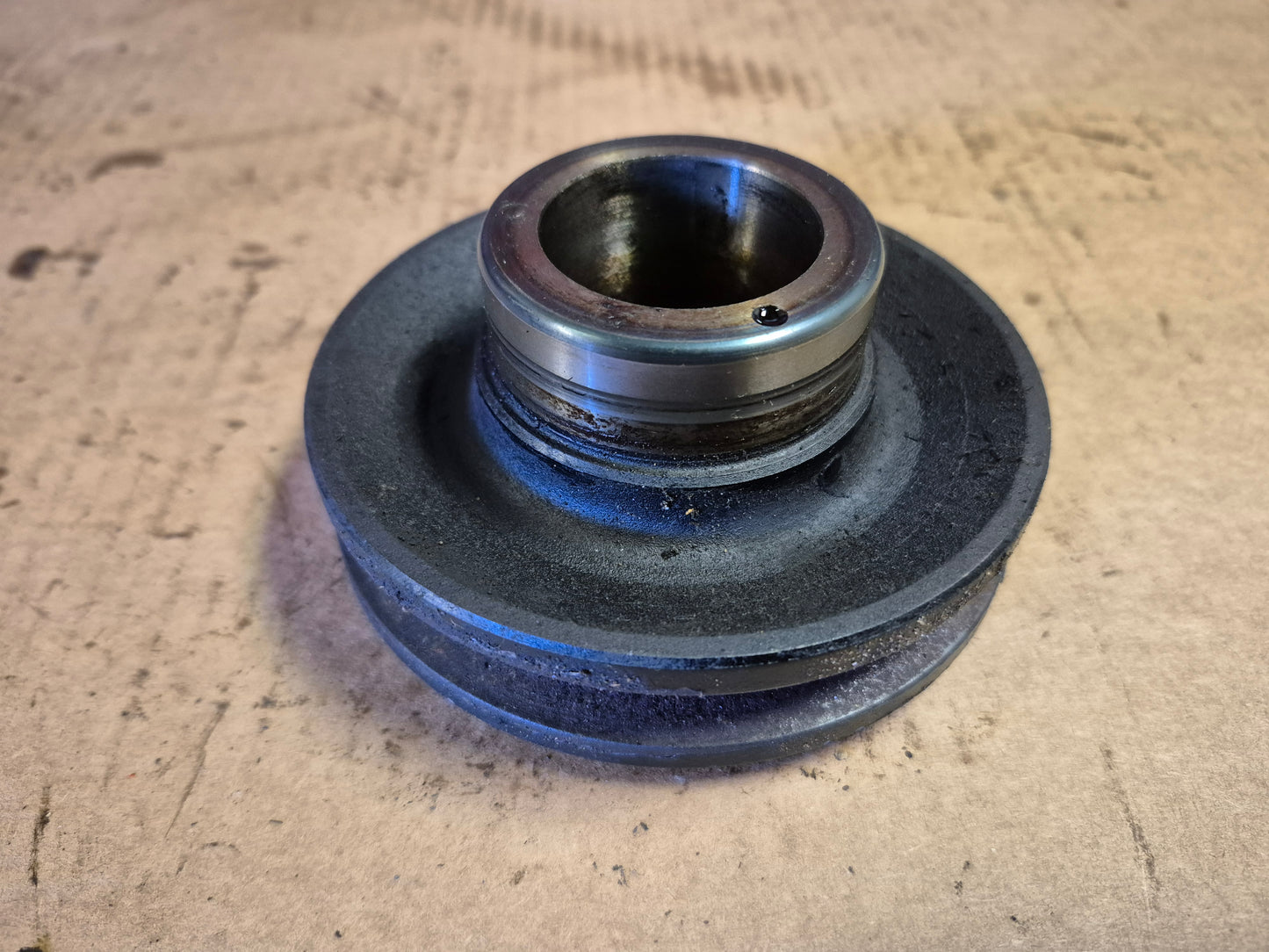 Crankshaft Pulley M801054 John Deere 3215B