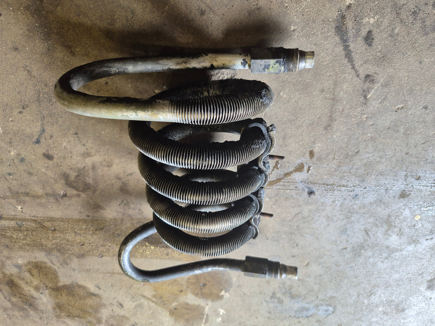 Engine Oil Cooling Tube Deutz F3L911/912