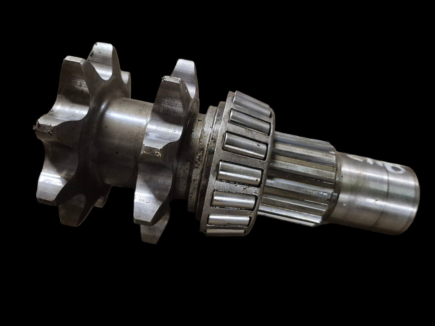 Gearcase Sprocket Shaft 6558278 Bobcat 843 843B