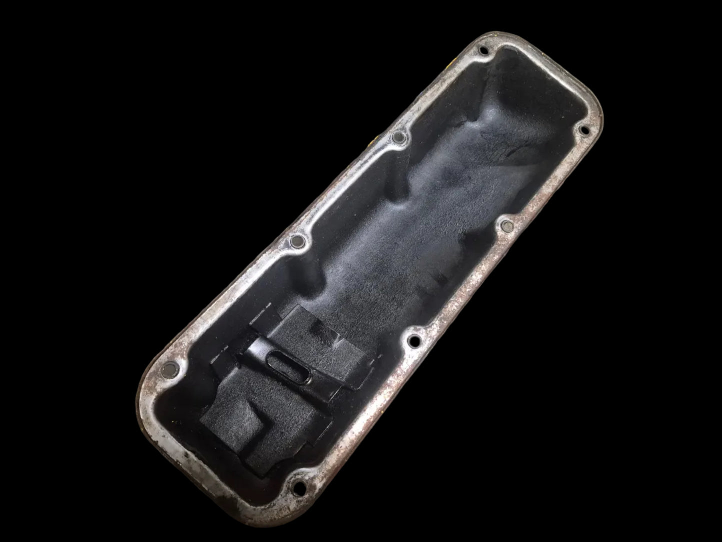 Valve Cover D3NN6582B Ford 3400 3500 3550 4400 4410 4500