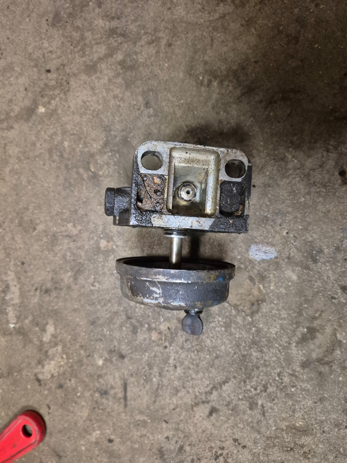 Fuel Filter Head C7NN9165C C7NN9N044A Ford
