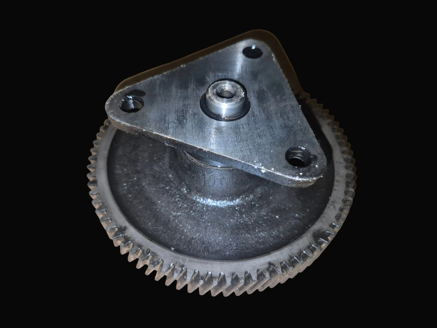 Idler Gear & Shaft 15521-24010 15221-24250 Kubota V1902 Engine