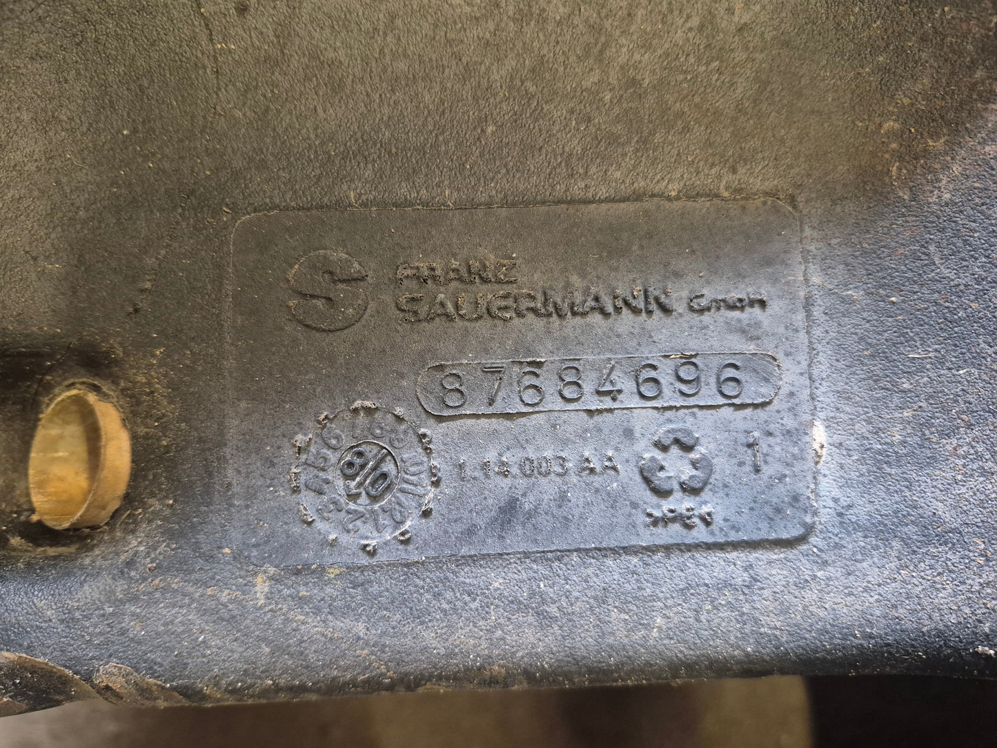 Fuel Tank 87684708 New Holland T4020 T4030 T4040 T4050 TN55 TN60A TN65 TN70 TN70A TN75 TN75A TN85A TN95A