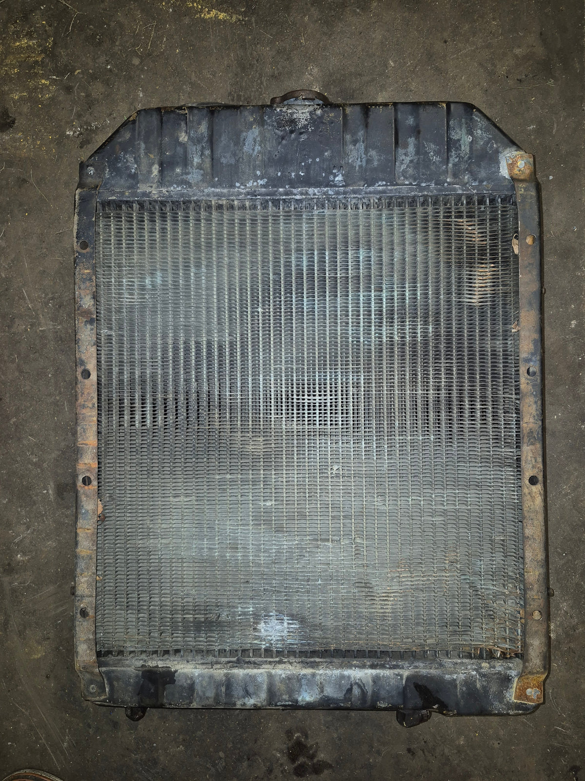 Radiator D83592 CASE 1835 1835B
