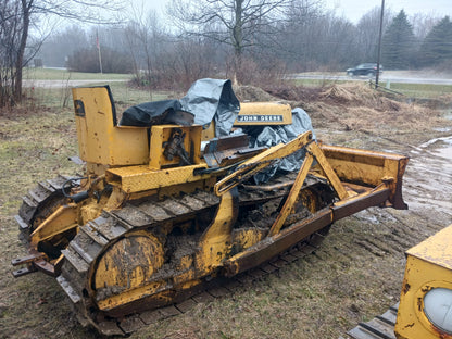 John Deere 2010C Dozer - Dismantled For Parts