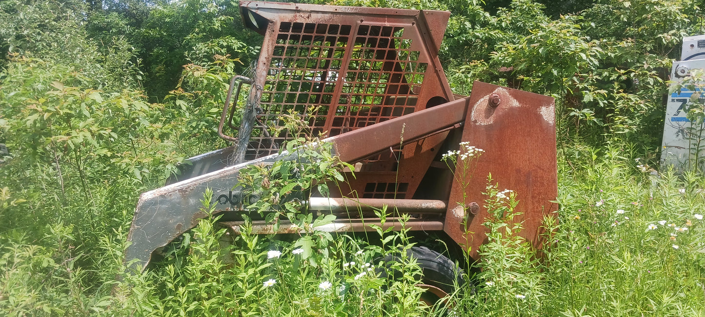 Bobcat 743 Skid Steer - Dismantled For Parts