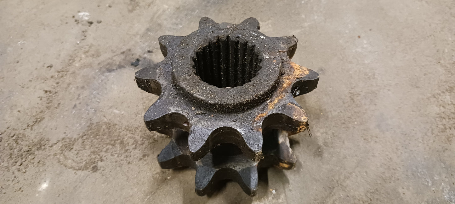 CASE 1835c 1840 Drive Motor Sprocket H436803