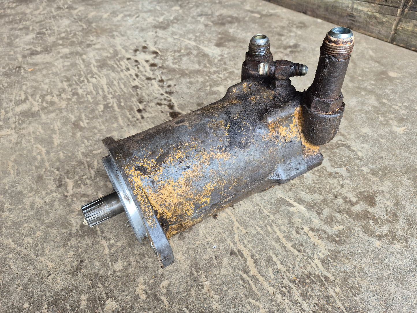 Drive Motor 9842194 New Holland LS170