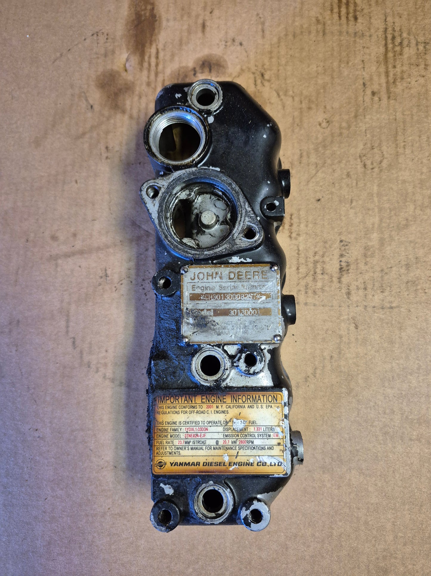 Valve Cover AM875312 John Deere 3215B