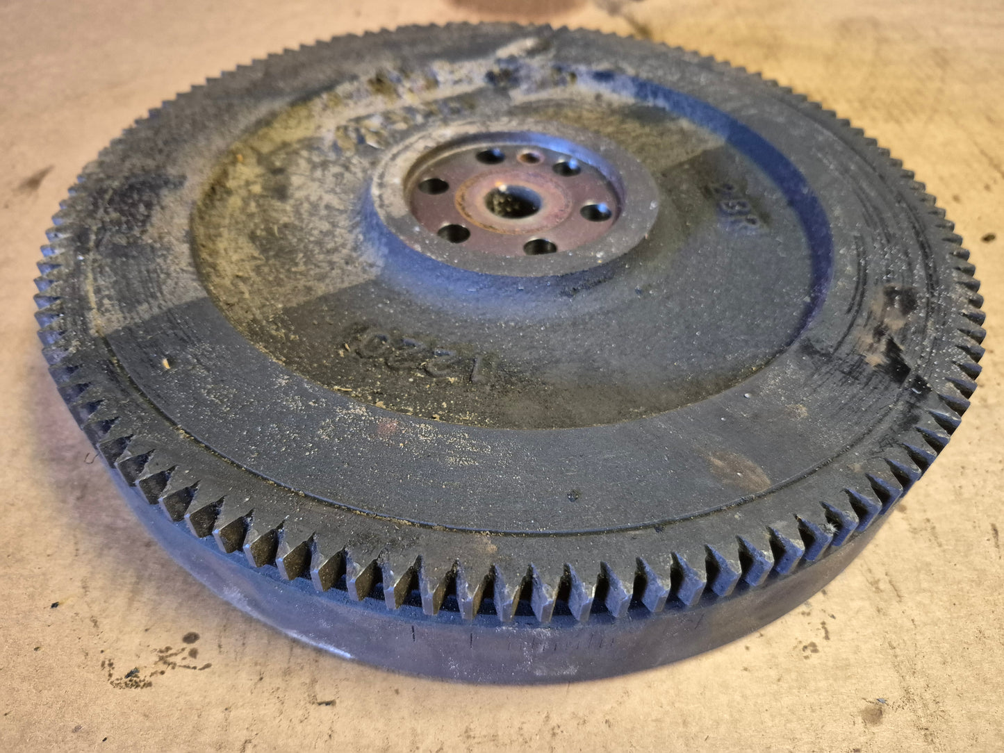 Flywheel AM875317 John Deere 3215B
