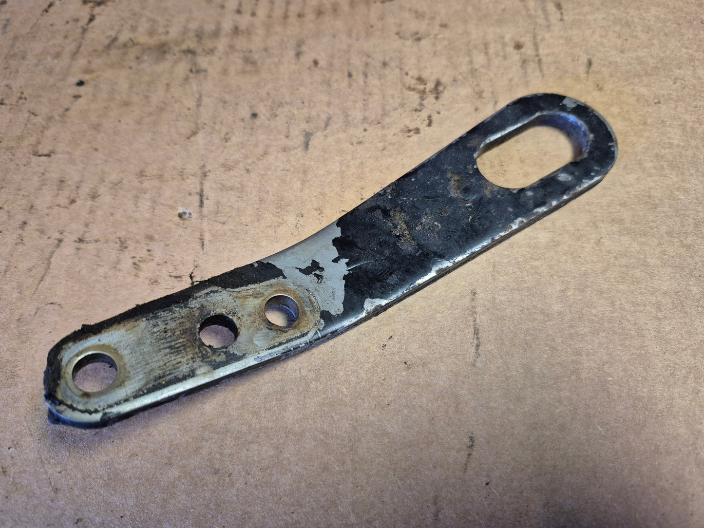 Engine Lift Hook AT211695 John Deere 3215B