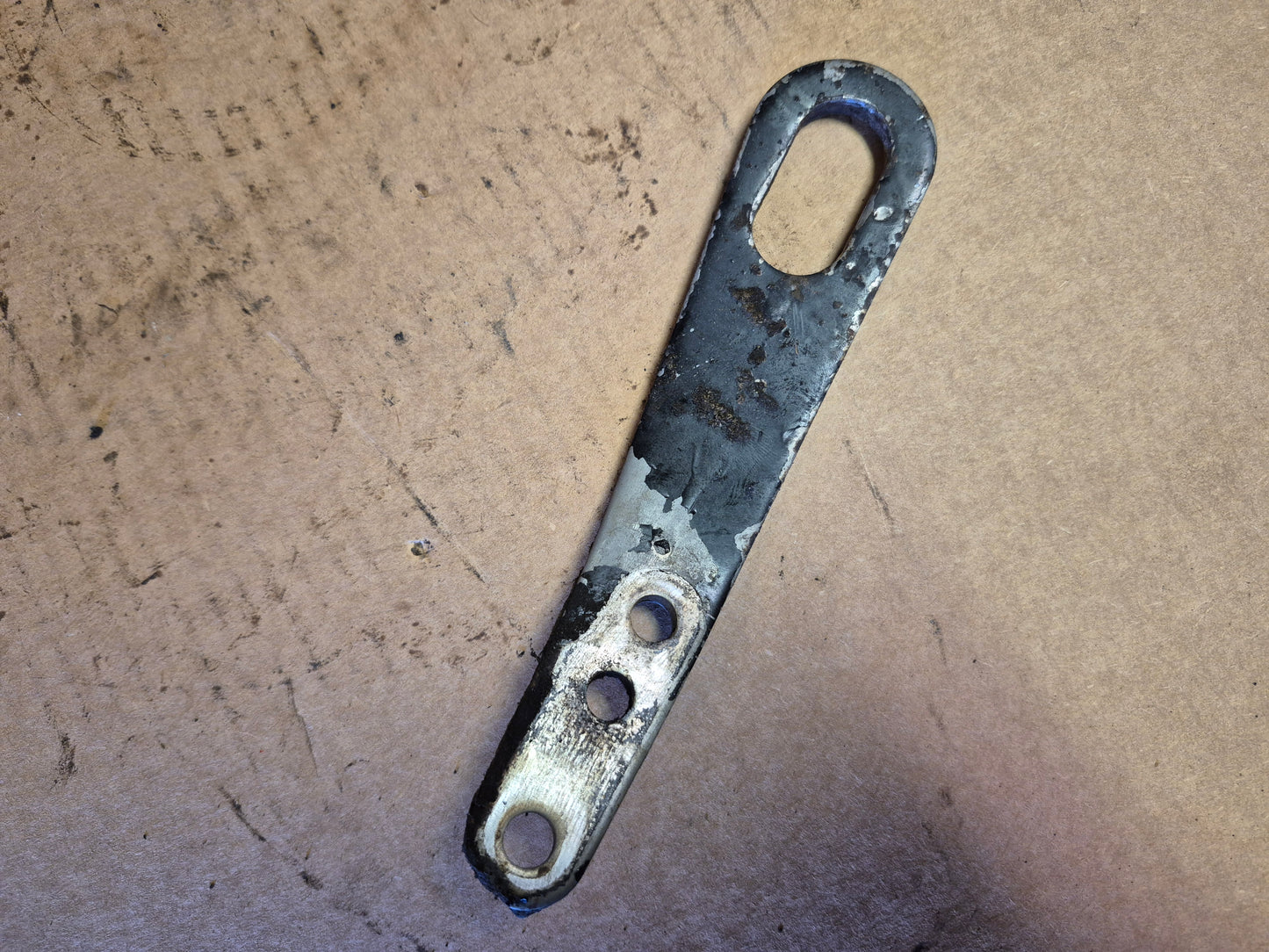 Engine Lift Hook AT211695 John Deere 3215B