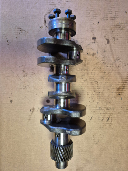 Crankshaft AM878526 John Deere 3215B