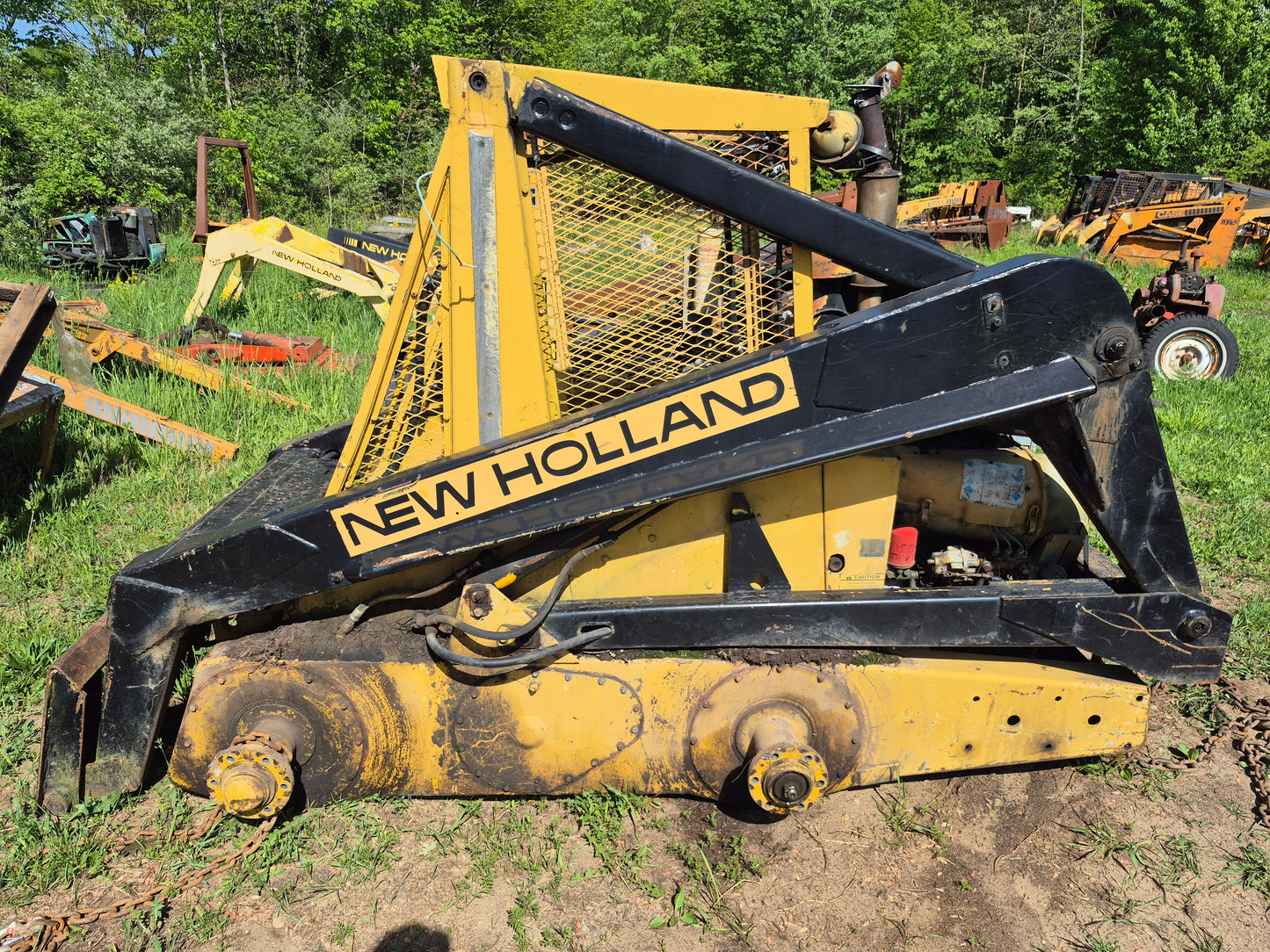 New Holland L775 Skid Steer - Dismantled For Parts
