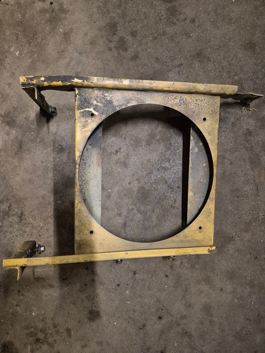 Hydraulic Oil Cooler Shroud 600046 244167 New Holland L775