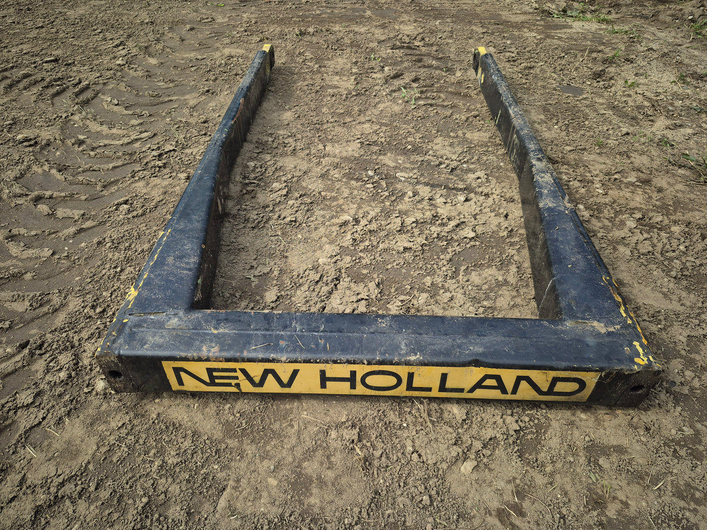 Top Link Support 198550 New Holland L775