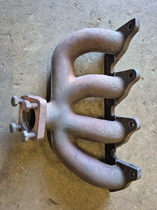 Exhaust Manifold 6632627 Bobcat 742