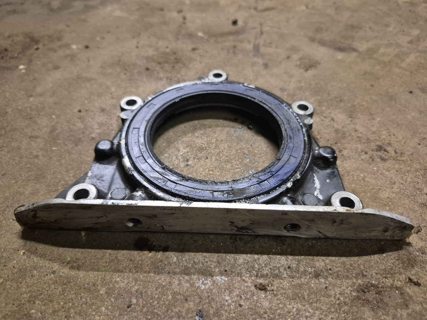 Oil Seal Case 6632704 Bobcat 742