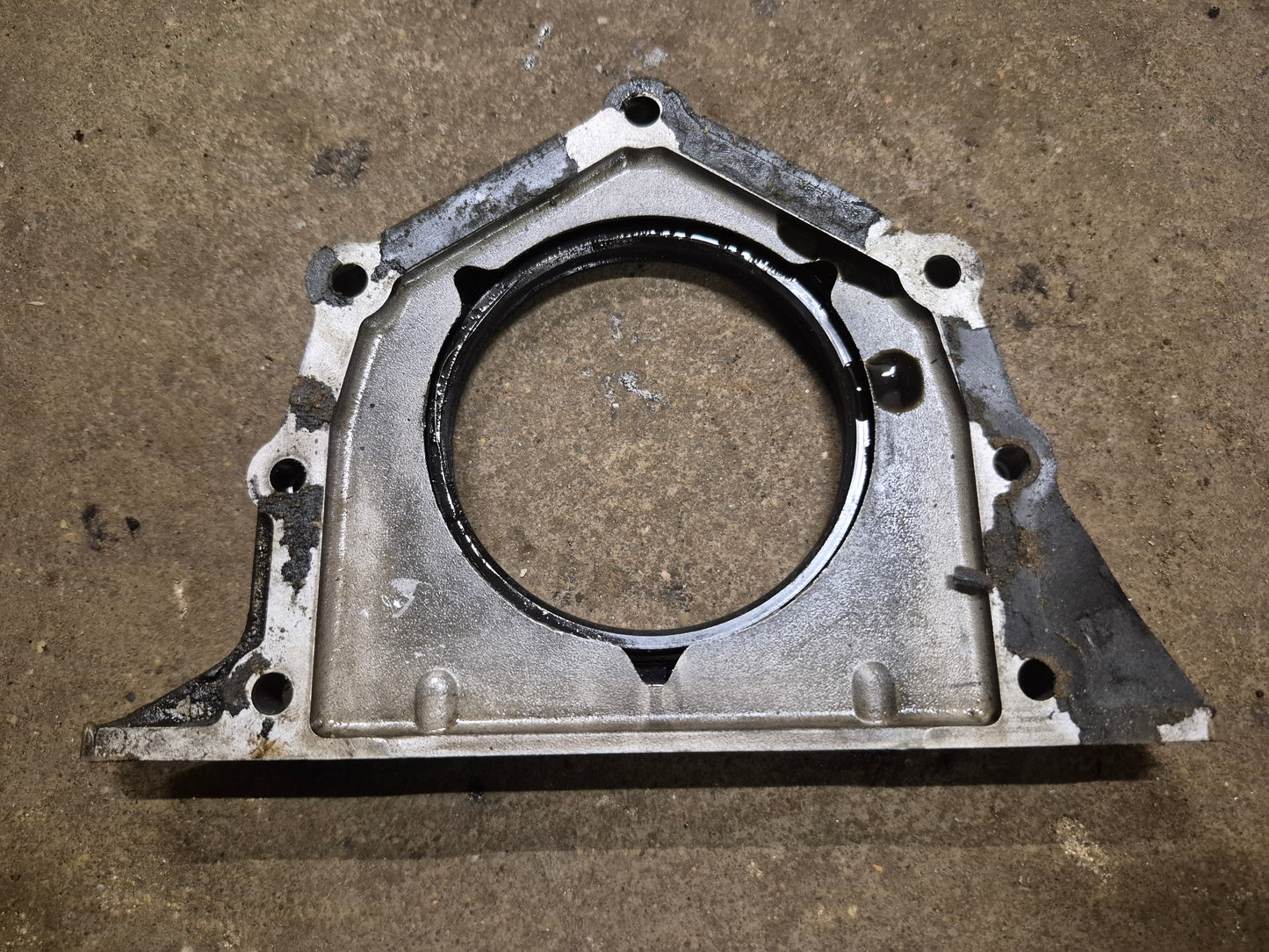 Oil Seal Case 6632704 Bobcat 742