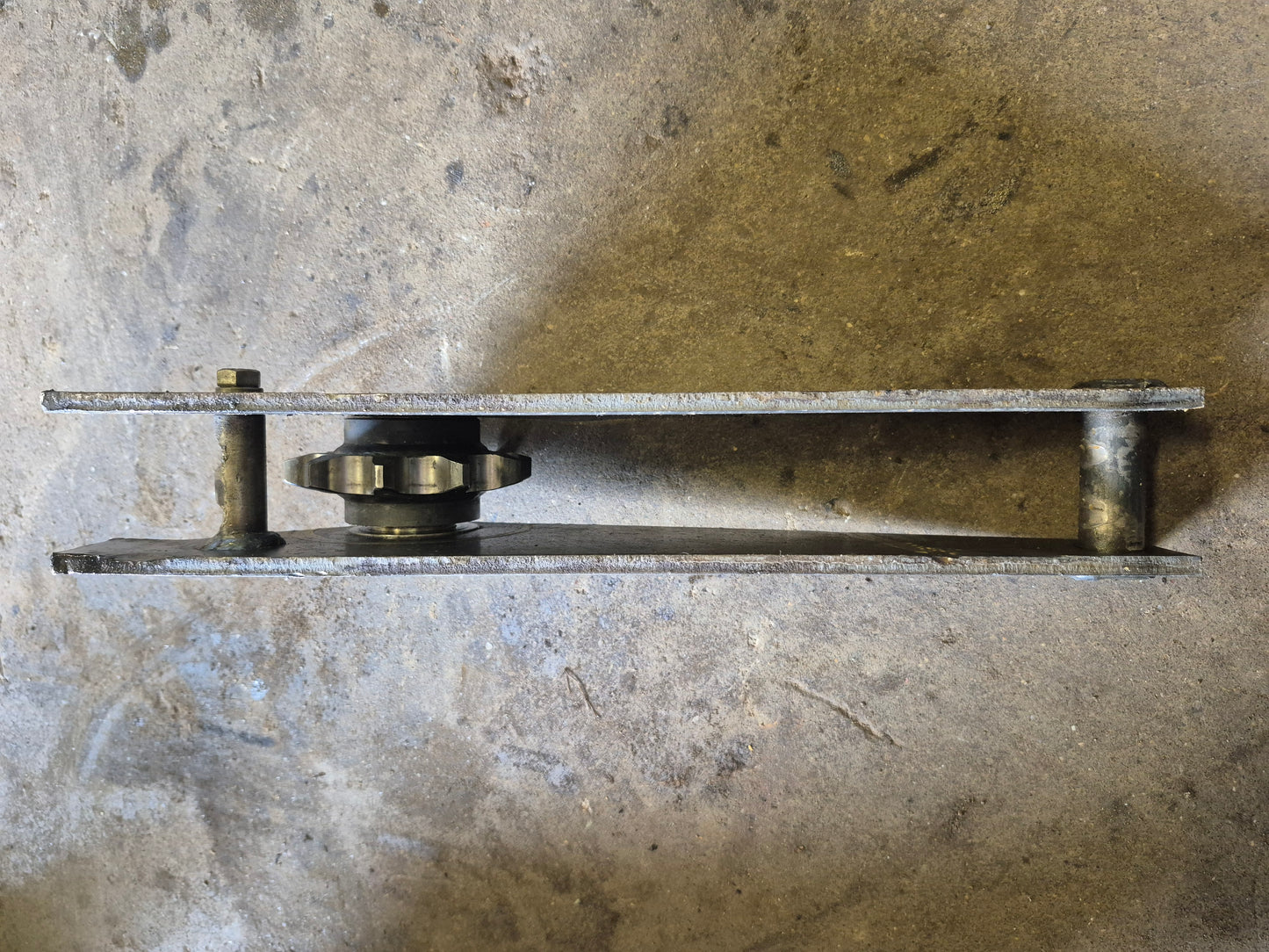 Idler Lever & Sprocket 196970 196974 New Holland L775