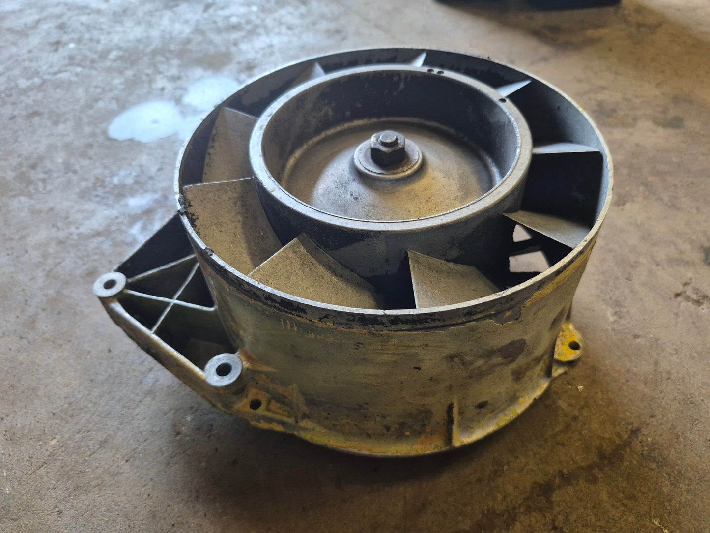 Engine Fan Deutz F3L913 New Holland L775