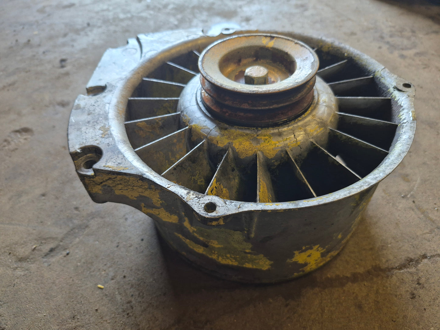 Engine Fan Deutz F3L913 New Holland L775