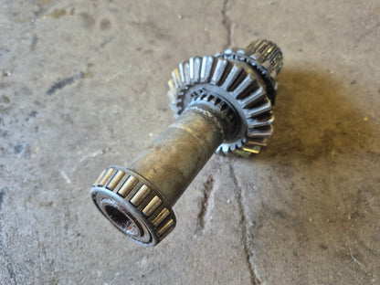 Gearbox Output Shaft 196936/196578 New Holland L775