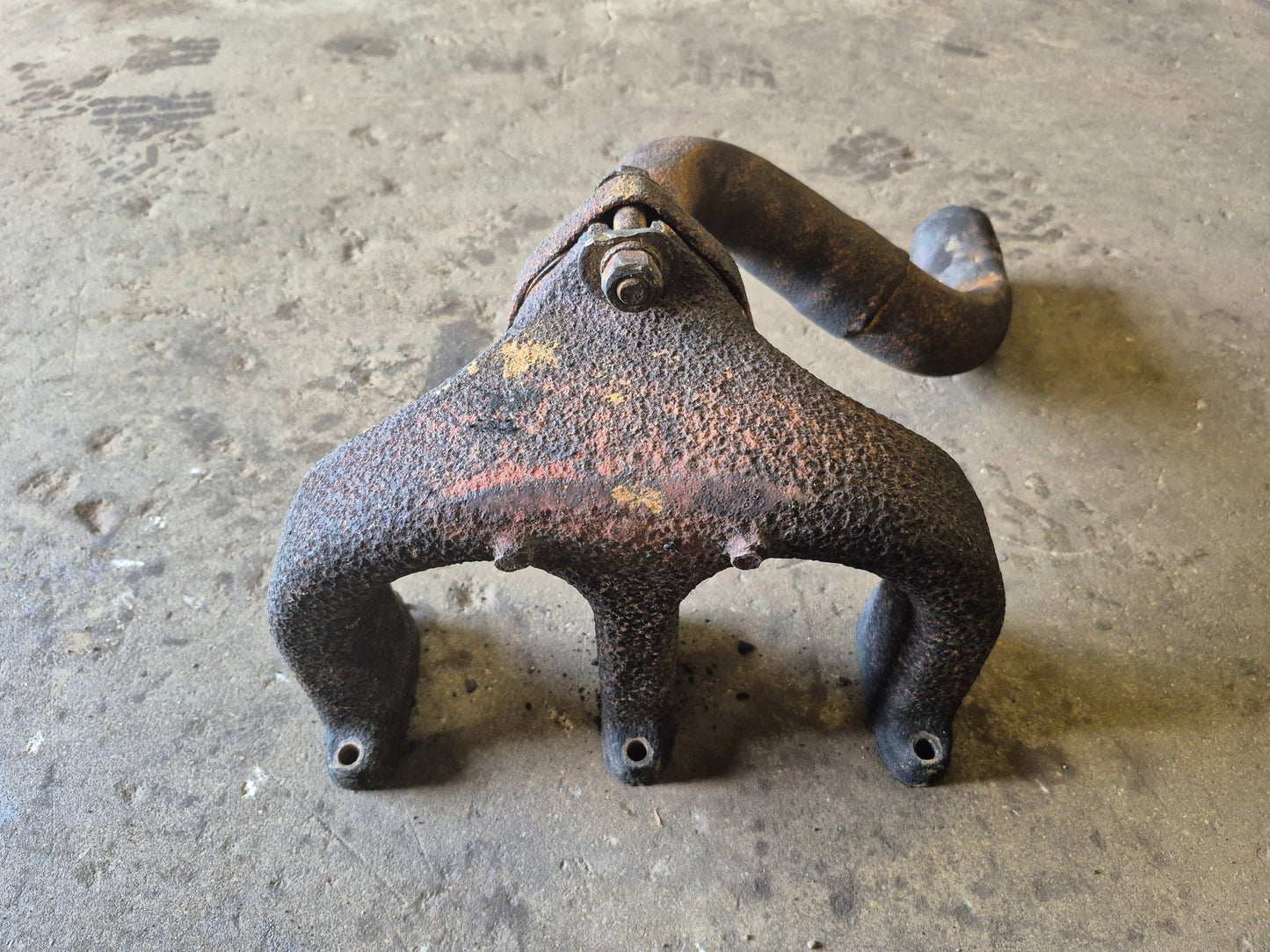 Exhaust Manifold Deutz F3L911/912