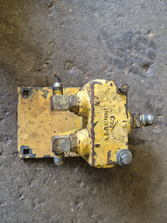 Flow Proportion Divider 197825 New Holland L775