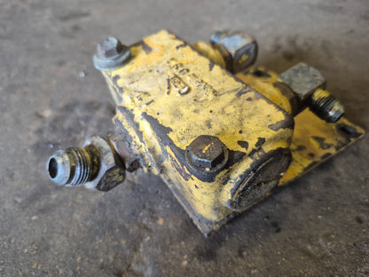 Flow Proportion Divider 197825 New Holland L775