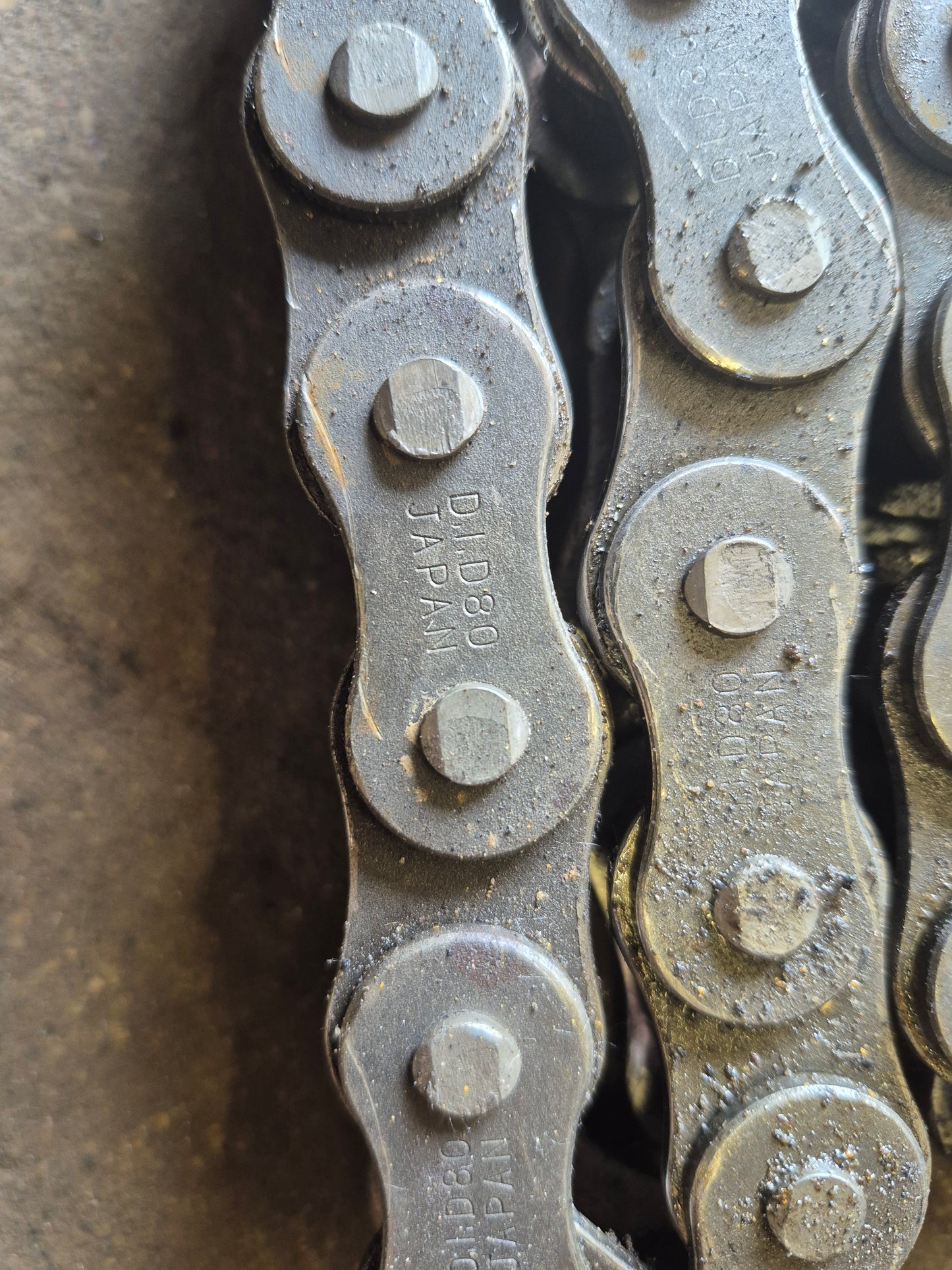#80 Chain 213533 New Holland L775