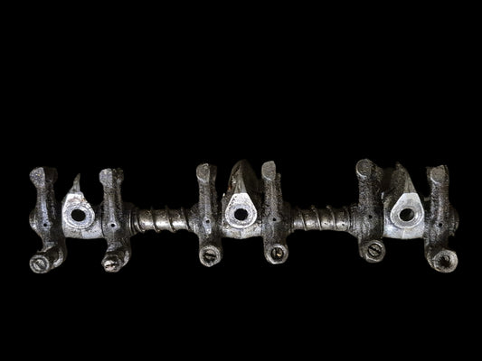 Rocker Arm Assembly 15381-14050 15381-14350 19264-14030 Kubota D950 Engine