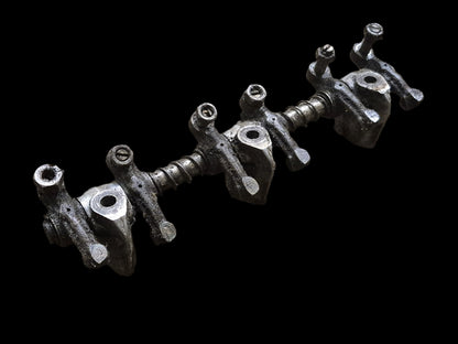 Rocker Arm Assembly 15381-14050 15381-14350 19264-14030 Kubota D950 Engine