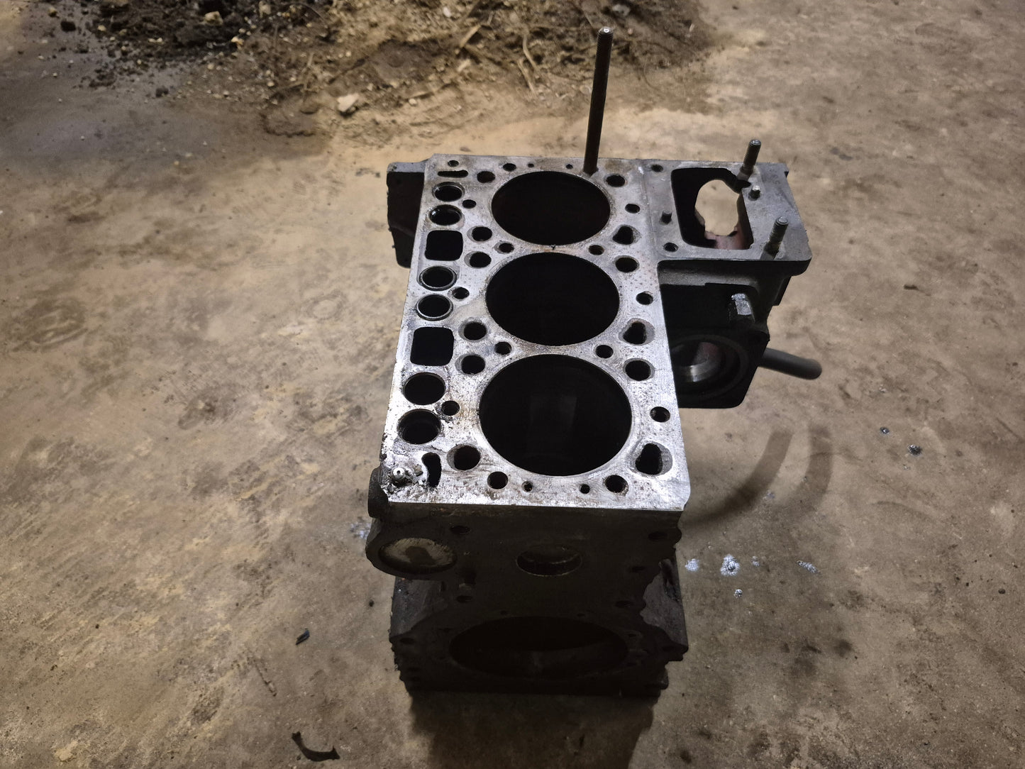 Engine Block 15533-01010 Kubota D950 Engine