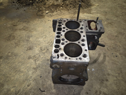 Engine Block 15533-01010 Kubota D950 Engine