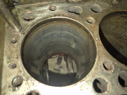 Engine Block 15533-01010 Kubota D950 Engine