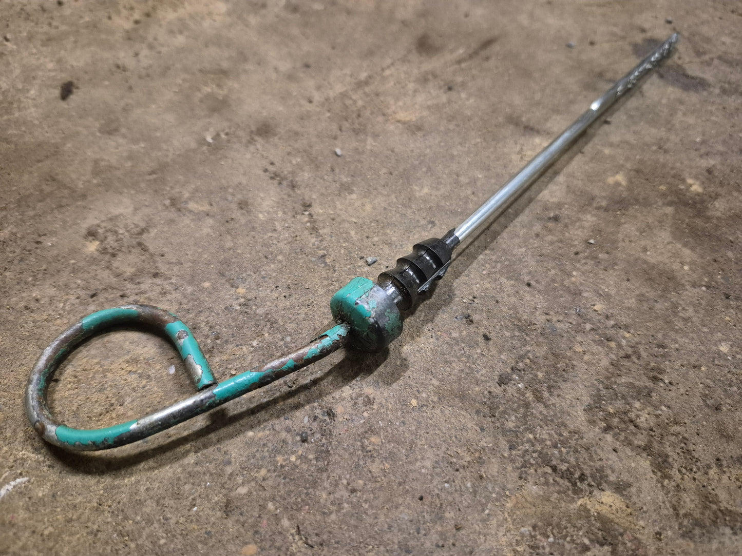 Dipstick 15381-36410 Kubota D950 Engine