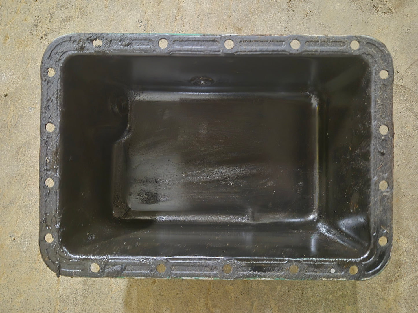 Oil Pan 15381-01610 Kubota D950 Engine