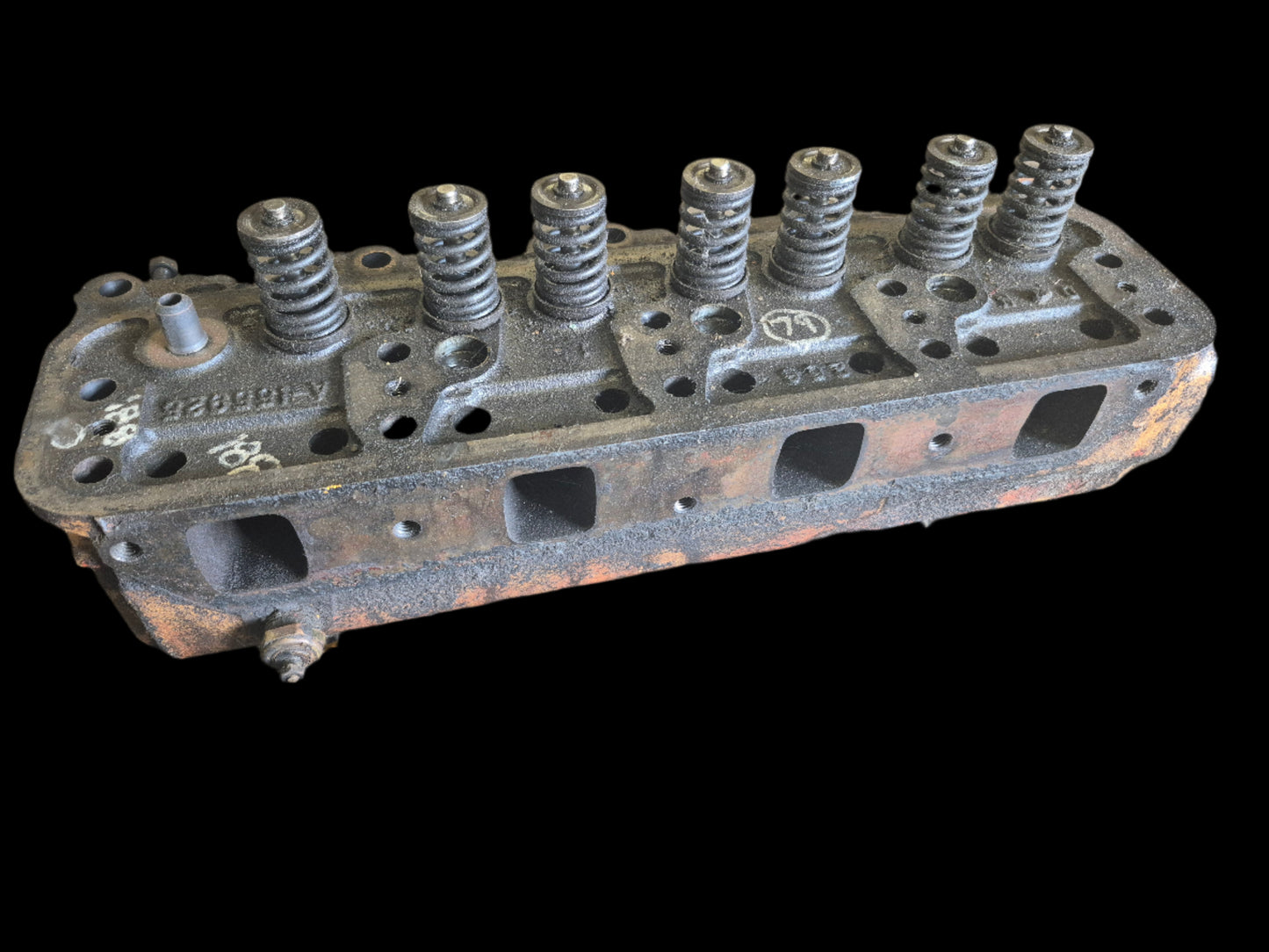 Cylinder Head A155925 A165826 A150384 A166029 CASE 188D Engine