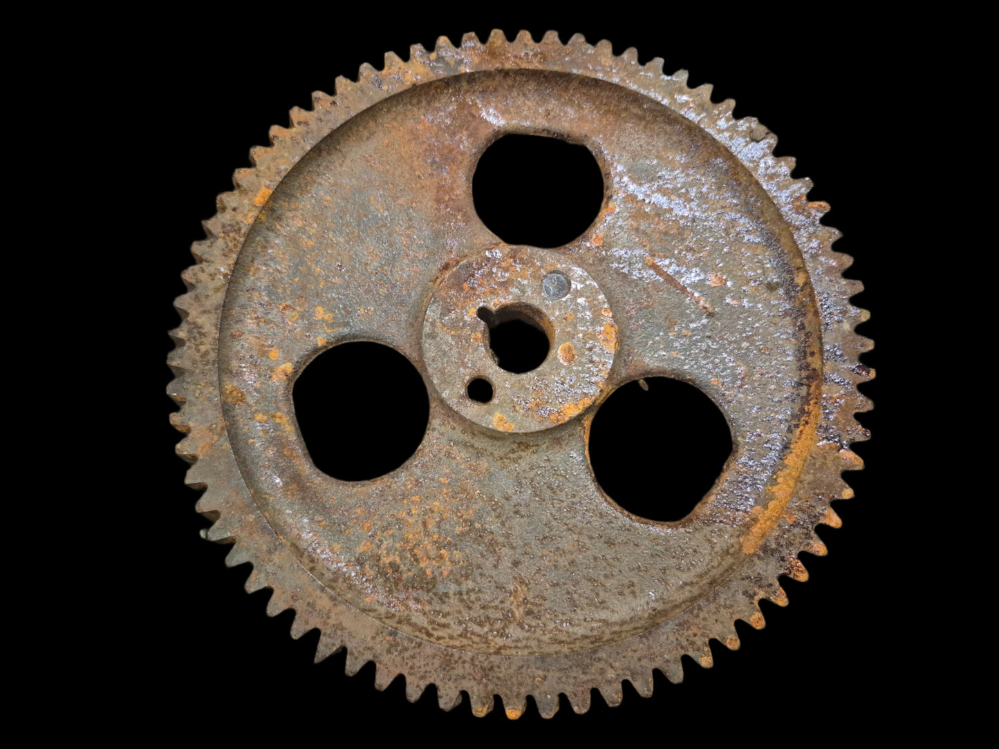 Injection Pump Drive Gear 87590645 Cummins 4-390 4B CASE 1845C