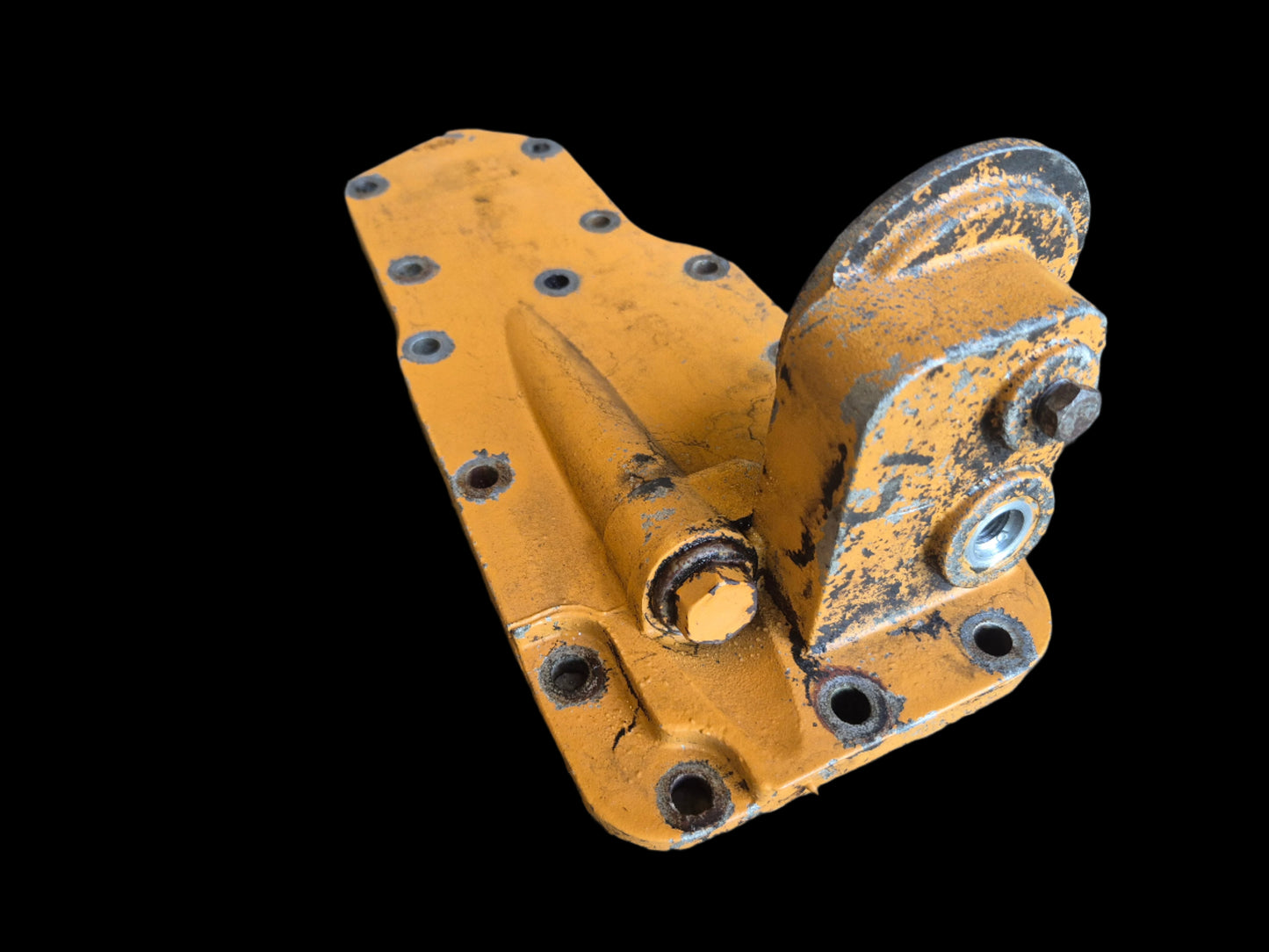 Oil Filter Head J918954 3918954 Cummins 4B 4BT 6B 8BT NH/NT855