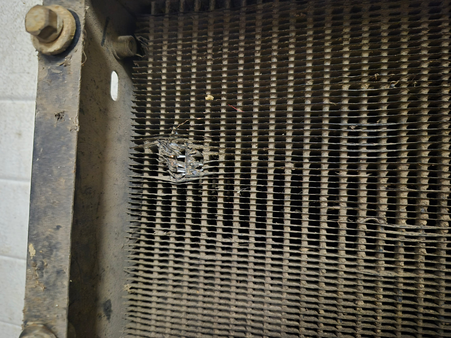 Radiator 301877A2 CASE 1840 1845C