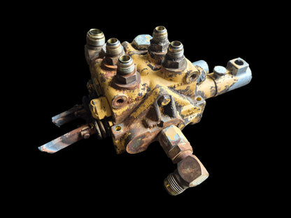 Loader Control Hydraulic Valve 2 Spool F0NNF893AA New Holland/Ford 555B Backhoe