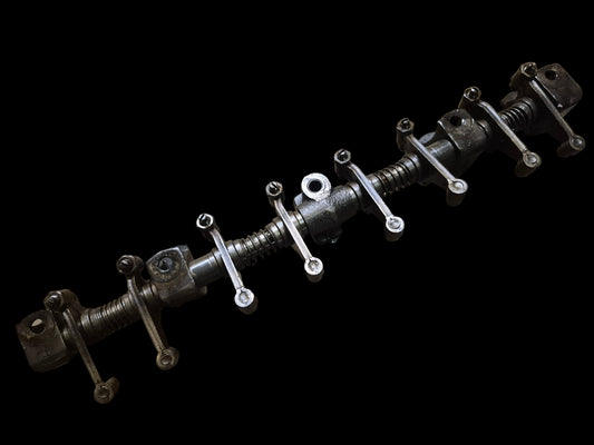 Rocker Arm Assembly G45234 G45235 A37197 G2107 CASE G148B Engine