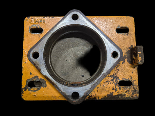 Drive Motor Mounting Plate H436860 CASE 1845C