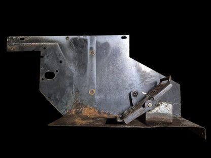 LH Foot Pedal & Sheild 6577931 Bobcat 843 843B