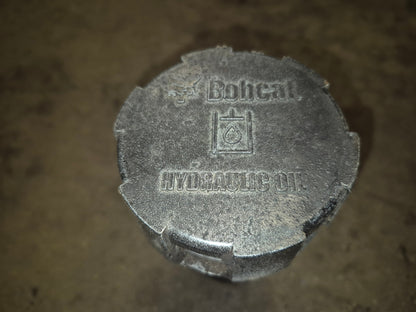 Hydraulic Tank Fill Neck & Cap 6569955 6727475 Bobcat 843 843B 853