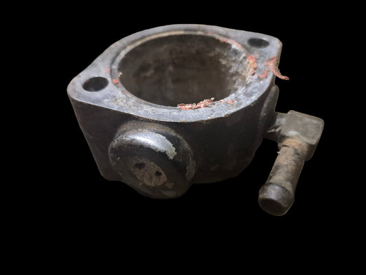 Thermostat Housing 1273098C1 CASE 1120 1130 1140 244 245 254 255 265 275