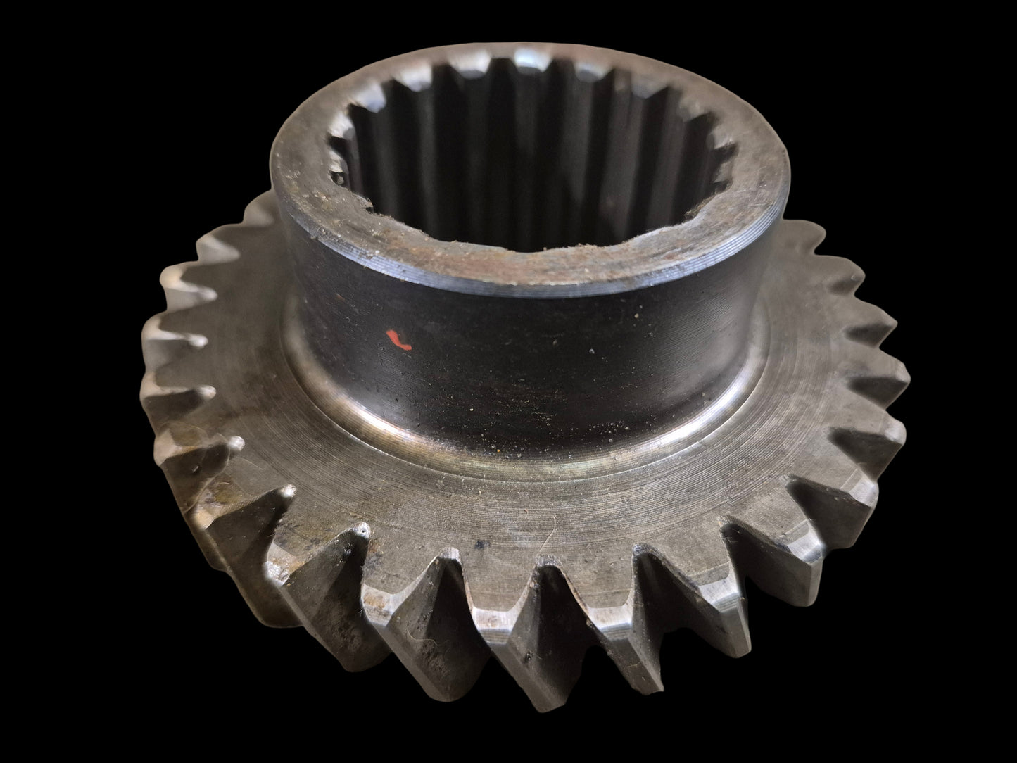 4th Gear Main Shaft 28T E4NN7110AA Ford/New Holland 532 535 550 555 555A 555B 655 655A 3550 4500