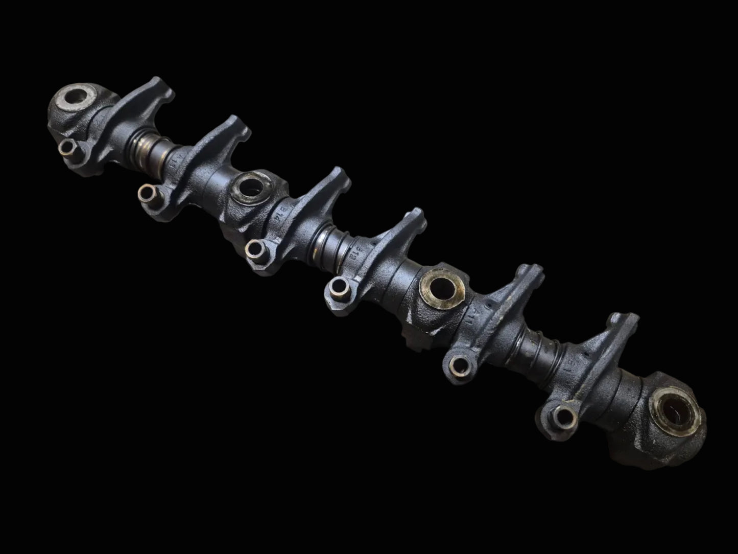 Rocker Arm Assembly C5NE6563A 87802659 81804316 C5NE6587A E4NN6531AA Ford 335 340 3400 3500 3550 420 445 455 4400 4410 4500 532 535 540 545 555 655